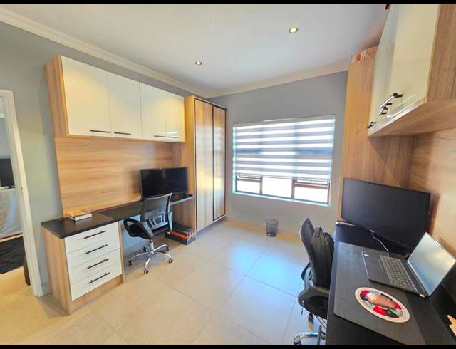 4 BEDROOM HOUSE FOR SALE IN MEYERTON CENTRAL